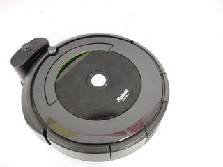 Como funciona el roomba 696
